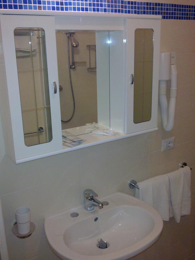 Roma Suite Apartments Cervia Kültér fotó